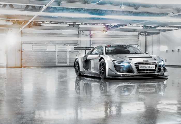 Paper Audi R8 Le Mans