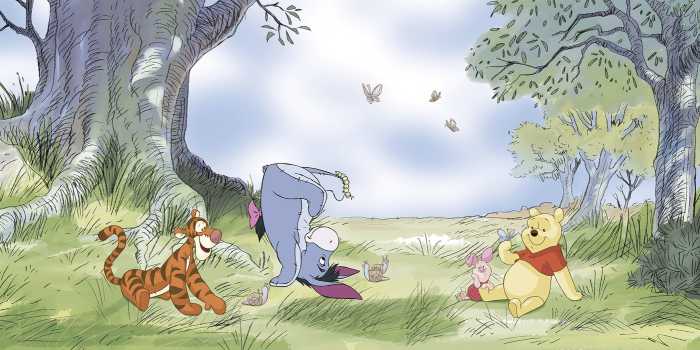 Standard Non-woven Disney Winnie the Pooh Friendly Day