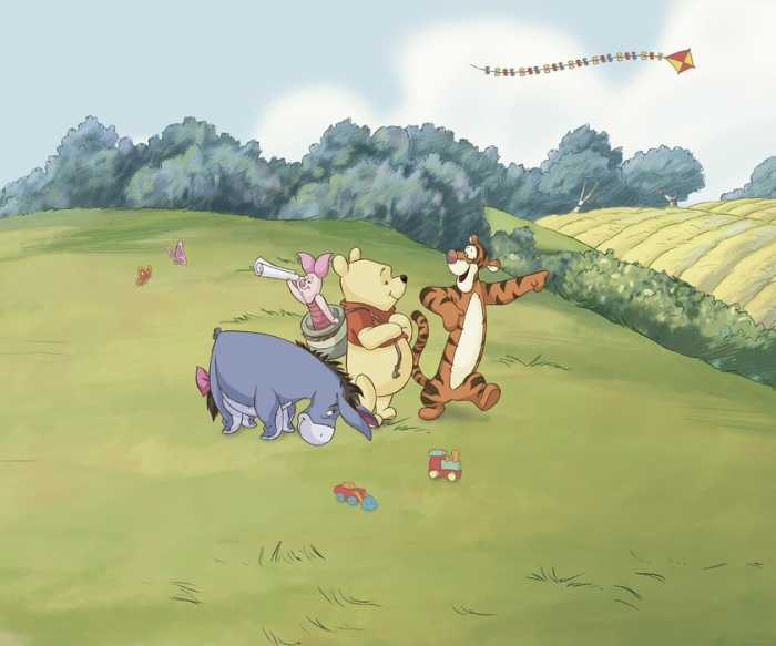 Standard Non-woven Disney Winnie the Pooh Adventure