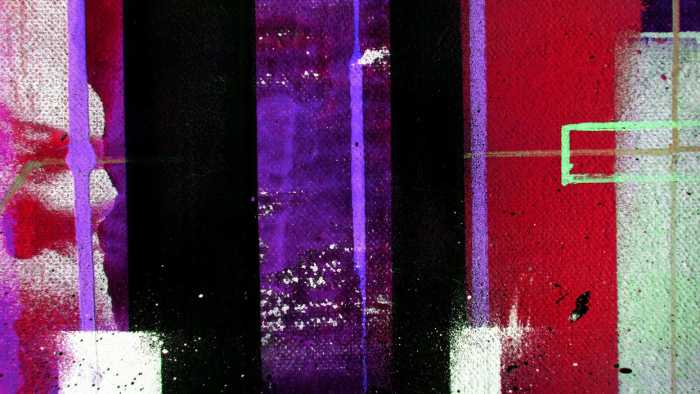 Premium Non-Woven Traces Drizzling black-purple