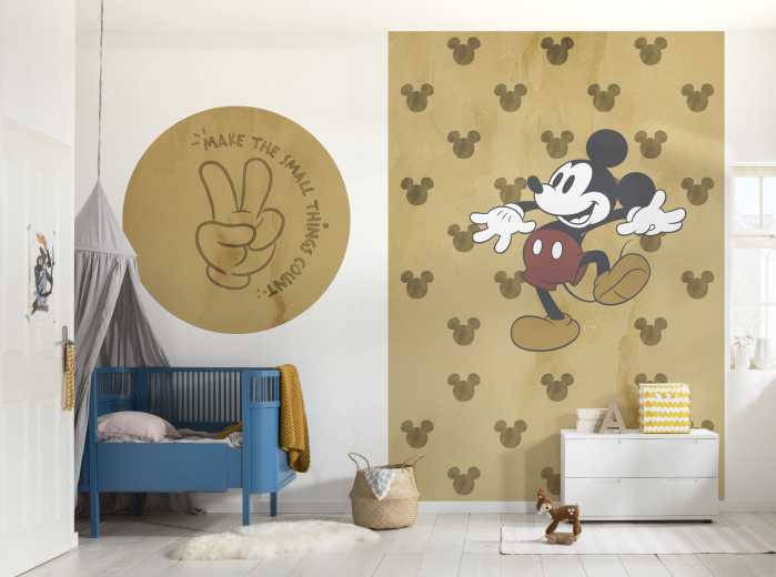 Self-adhesive photo mural Mickey Love wins