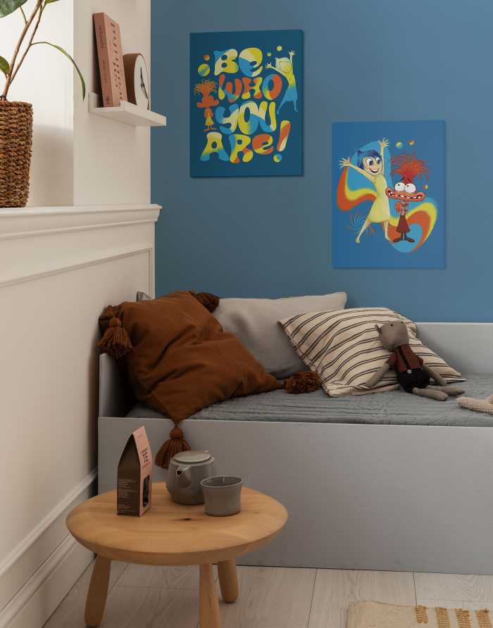 Vlies Bild auf Keilrahmen/ Echtholzrahmen Disney and Pixar Inside Out Think Positive