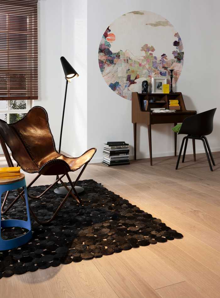 Non-woven adhesive round mural Impression