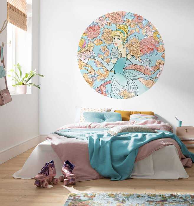Non-woven adhesive round mural Cinderella Pastel Dreams