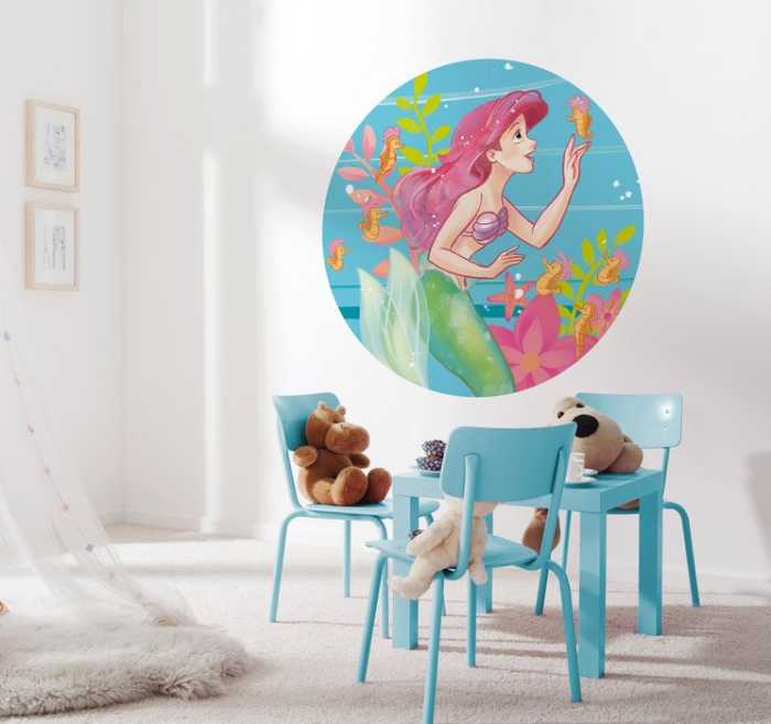 Non-woven adhesive round mural Ariel Seahorses
