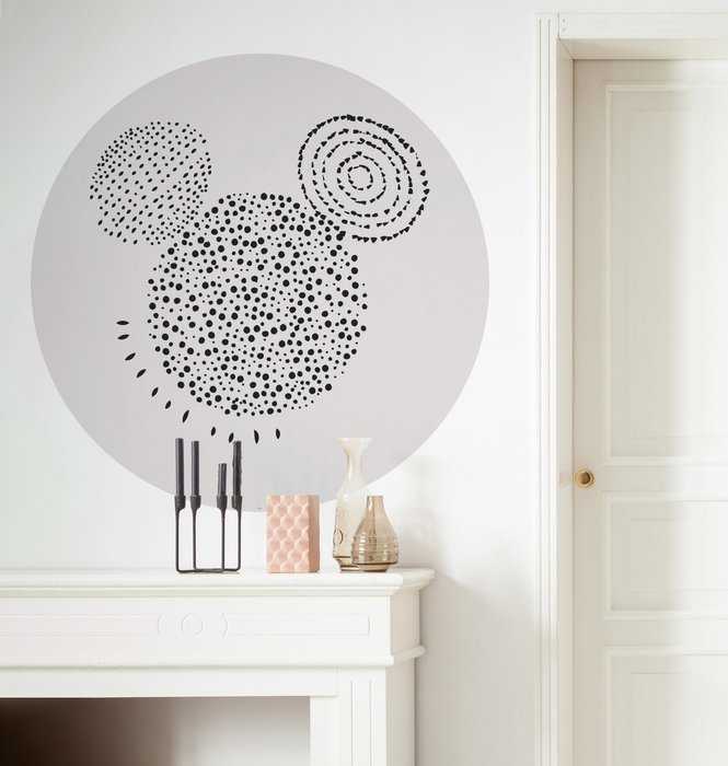 Non-woven adhesive round mural Mickey Stipple Art