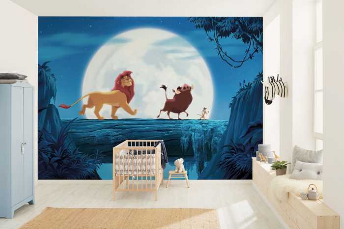 Standard Non-woven Disney The Lion King Full Moon Walk