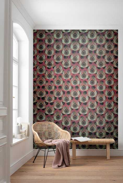 Standard Non-woven Paon Rouge