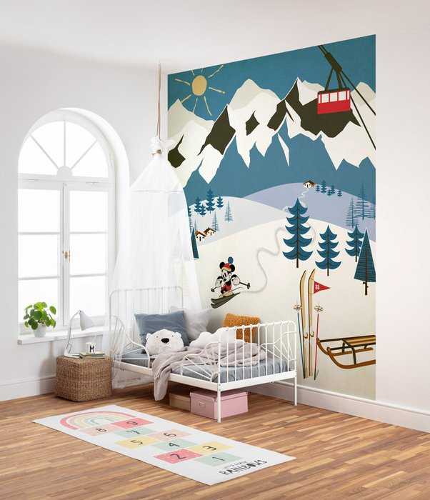 Standard Non-woven Mickey Mouse Alpine