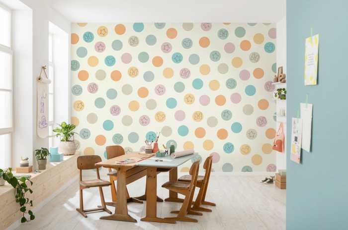 Standard Non-woven Disney Pastel Confetti