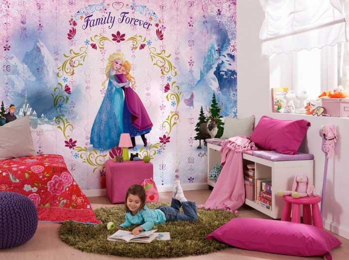 Standard Non-woven Frozen Family Forever